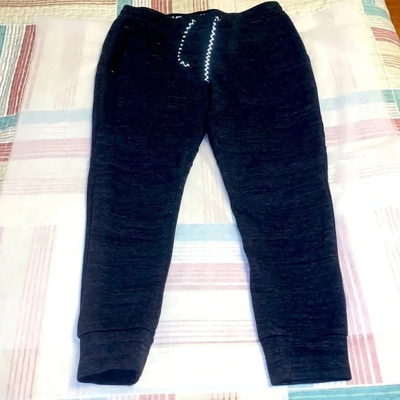 America Eagle 🦅 Outfitters Warm Leggings With Neon Shining Parts - Picture 1 of 10